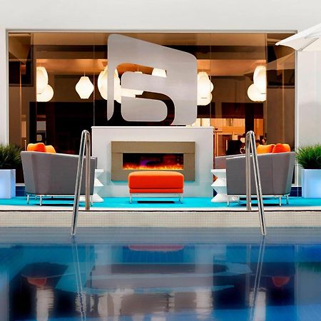 Aloft Hotel Calgary University Екстер'єр фото