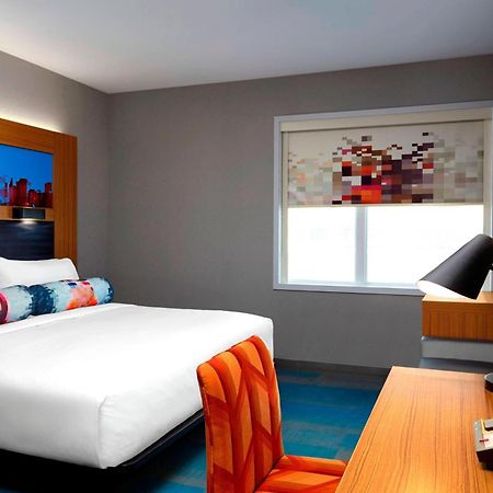 Aloft Hotel Calgary University Екстер'єр фото