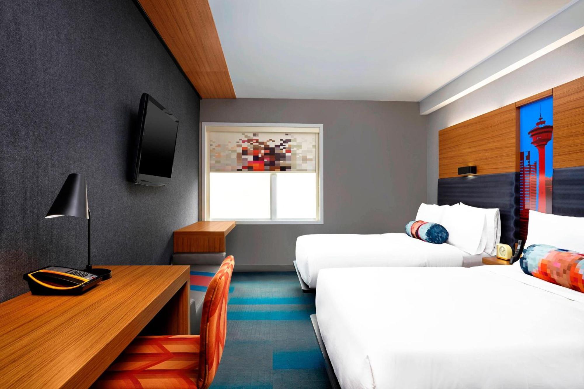 Aloft Hotel Calgary University Екстер'єр фото